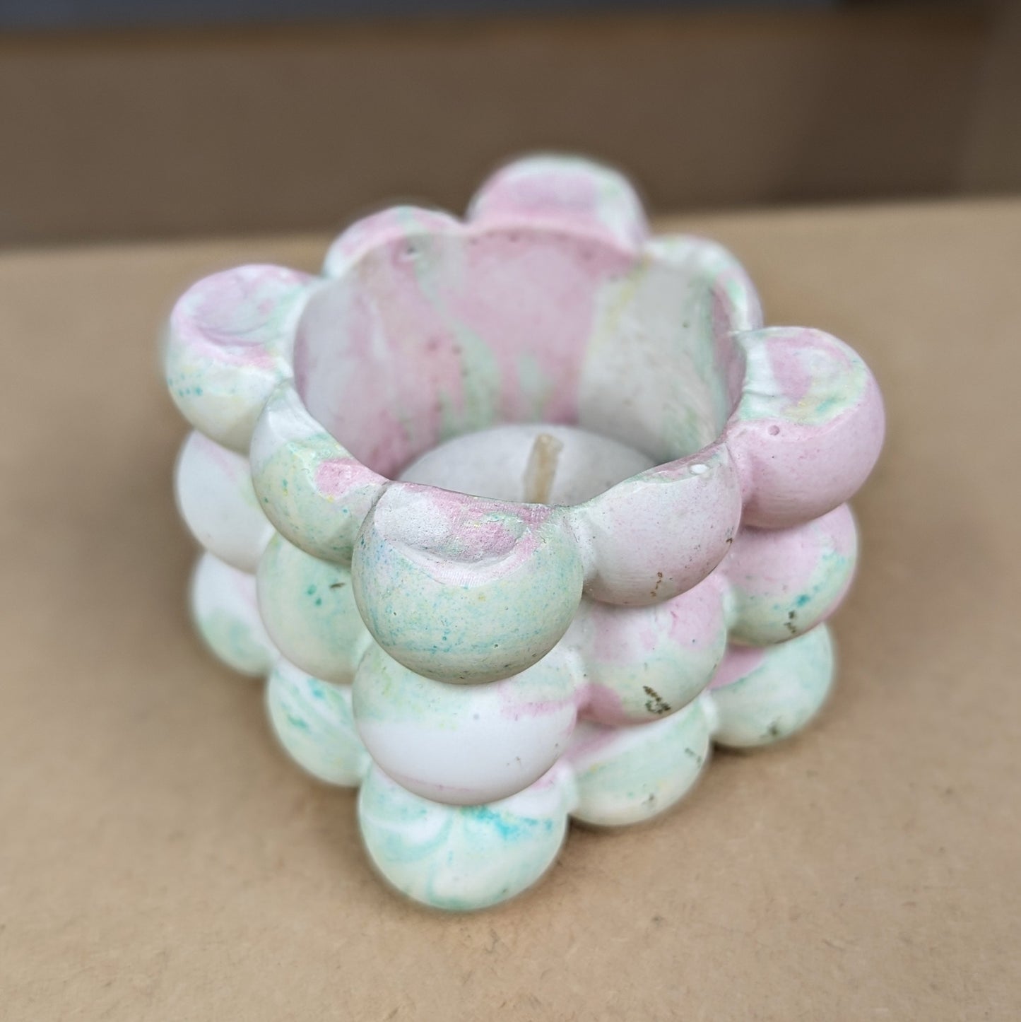 Marbled jesmonite candle holder